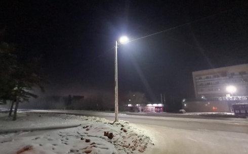 На главных улицах Майкудука загорелись первые фонари