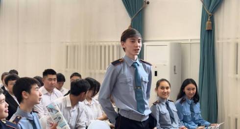 О плюсах обучения в Карагандинской академии МВД РК узнали школьники Талдыкоргана
