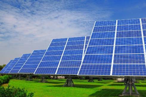 Шесть солнечных и ветряных станций построят в Карагандинской области
