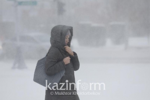 Штормовое предупреждение объявили синоптики в 13 регионах Казахстана