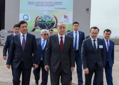 Глава государства посетил СЭЗ «Сарыарка» в Карагандинской области