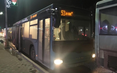 В Караганде водителя автобуса наказали за пререкания с пассажиркой