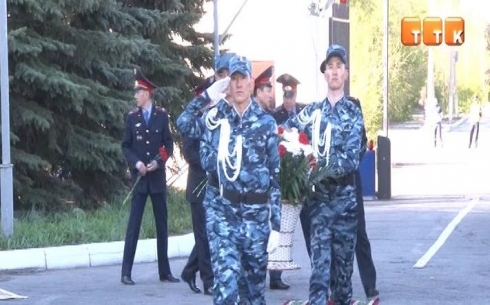 Сотрудники МВД почтили память погибших коллег
