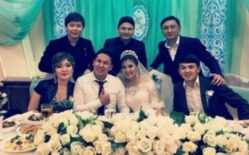 Нуржан Керменбаев женился на молодой поклоннице