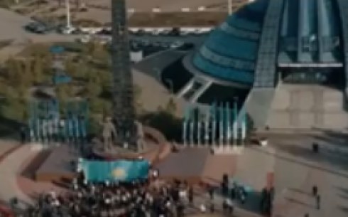 25 октября, в День Республики в городе Темиртау на площади «Астана» прошла акция «Қыран елім – Қазақстаным!»