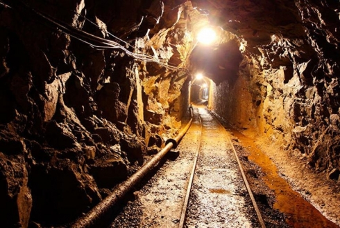 Кто должен нести ответственность за трагедию на шахте в Шахтинске