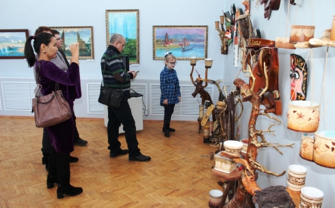 В историко-краеведческом музее Темиртау открылась выставка «Фантазии с природой»