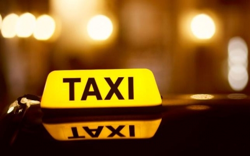 В Караганде пассажирка обвиняет таксиста в избиении