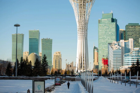 Казахстан впервые в истории попал в список средних держав мира