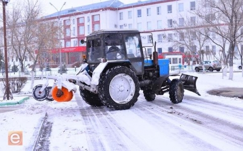 «Караганду от снега чистят также, как другие крупные города», - Мейрам Кожухов