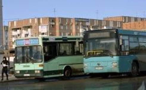 Акимат Караганды винит в бедах общественного транспорта водителей и кондукторов