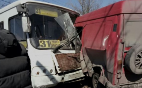 В Караганде возбудили уголовное дело по факту ДТП с участием водителя маршрутного автобуса