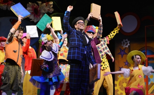 Новогодние премьеры приготовили для детей в карагандинских театрах Музкомедия и «Буратино»