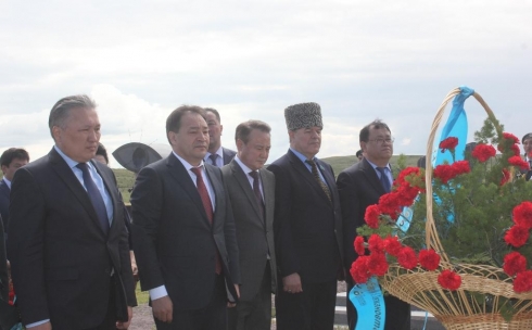 На Спасском мемориале почтили память жертв политических репрессий