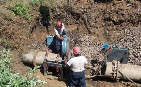 В Караганде ведут работы по устранению аварии на водопроводе