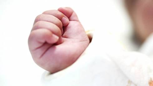 Полицейские Караганды расследуют причины множественных гематом у 4-месячного ребенка