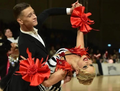 Вошли в историю: Карагандинцы победили в чемпионате мира по спортивным танцам