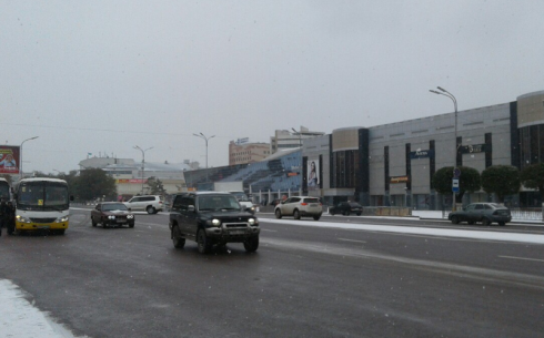 Карагандинским водителям советуют не тянуть с переходом на зимнюю резину