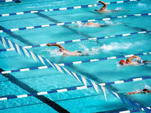 В Караганде прошли городские соревнования по плаванию