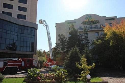 Карагандинские пожарные провели пожарно-тактические учения в 15-ти этажном гостиничном комплексе «Эдем»