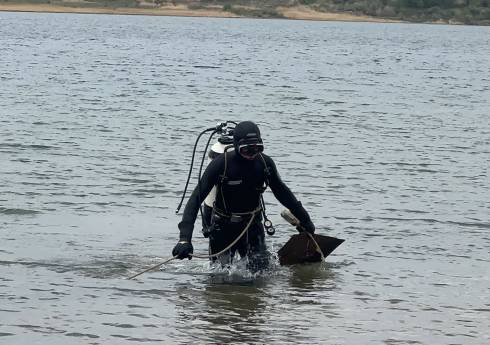 Водолазы-спасатели обследуют места купания Карагандинской области