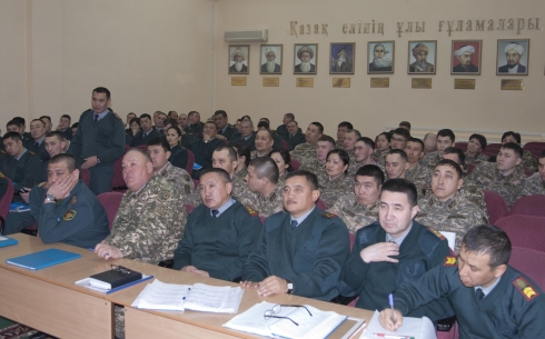 Карагандинским военнослужащим разъяснили новый механизм обеспечения жильем