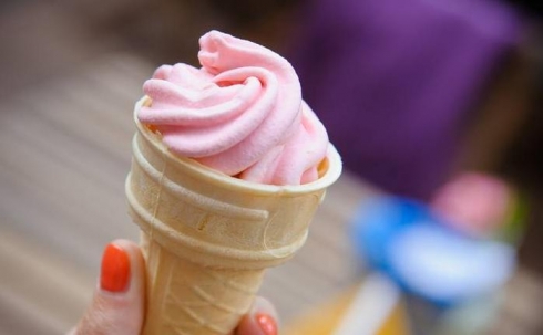 Санитарные врачи предостерегают карагандинцев от употребления мягкого мороженого