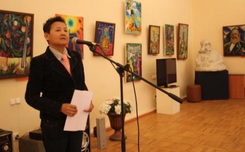 В Караганде открывается выставка Союза художников области