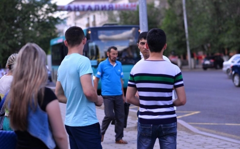 Руководство Карагандинской области урегулировало спор между водителями и руководством автопарка