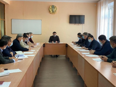 Женис Касымбек провёл совещание в связи с ЧП на шахте «Абайская»