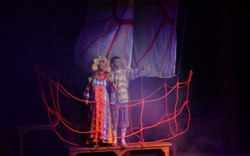 В Караганде состоялась премьера музыкальной сказки «Летучий корабль»