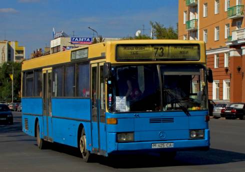 Почему в Караганде у ребёнка за проезд в автобусе могут списаться деньги