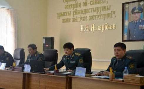 В Карагандинском гарнизоне проверили исполнение военными антикоррупционного закона