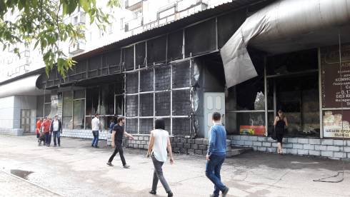 В Караганде выясняются причины пожара магазина «1000 мелочей»