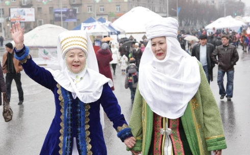 Большинство опрошенных карагандинцев считает, что народные гуляния на Наурыз лучше всего проводить в парке