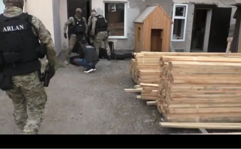 Полицейские задержали мужчину, который вымогал 2 миллиона тенге у жителя Темиртау