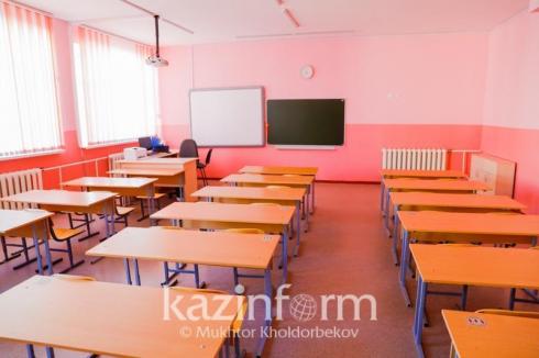 Занятия отменили в школах восьми районов Карагандинской области