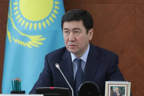 Аким Карагандинской области устроил разнос чиновникам за увеличение безработицы