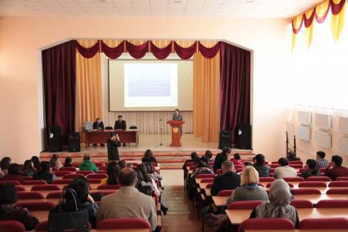 В Карагандинской области преподаватели КарГУ им. Е. Букетова обсудили переход казахского языка на латинскую графику