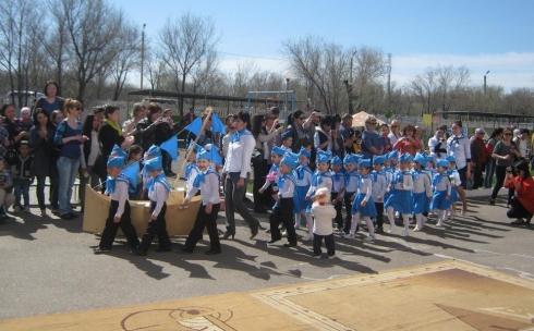 В детском саду «Балақай» провели торжественный парад ко Дню Победы 