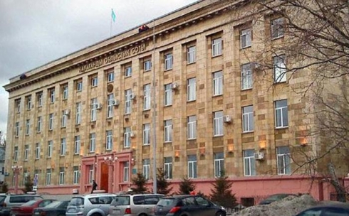 Суд Карагандинской области помиловал убившего ребенка при буксировке авто водителя