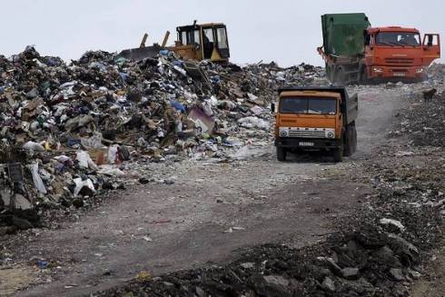 Ерлан Кошанов потребовал системной работы по очистке городов и районов от мусора