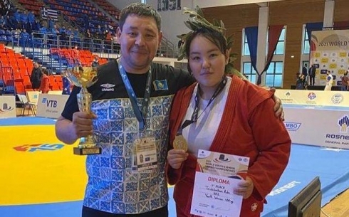 Самбистка из Каркаралинска завоевала золотую медаль на молодёжном чемпионате мира