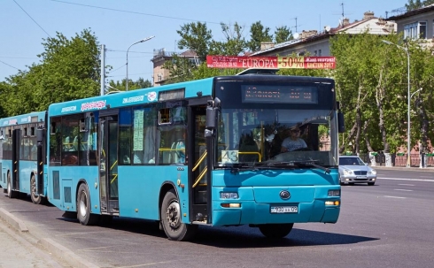 В Караганде продолжается работа по обновлению подвижного состава автобусных парков