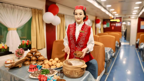 В этностиле: украшенные к Наурызу поезда отправились из Астаны по Казахстану