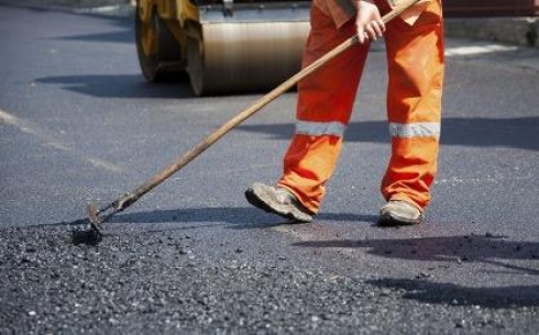 Депутаты рекомендуют усилить контроль за подрядными организациями, осуществляющими ремонт дорог в Караганде