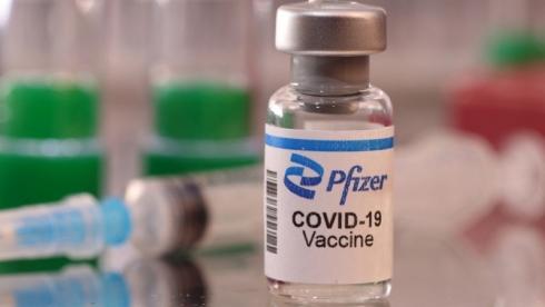 Платная вакцинация Pfizer не будет доступна для казахстанцев