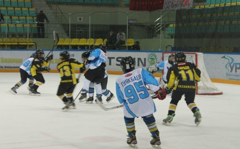 В  Караганде прошел 3 тур Чемпионата РК по хоккею с шайбой среди детско-юношеских команд