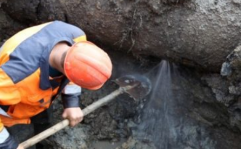 Карагандинцев предупреждают об аварийных работах на водопроводной линии
