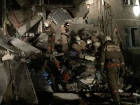 В результате обрушения многоэтажки в Шахтинске обнаружены двое погибших